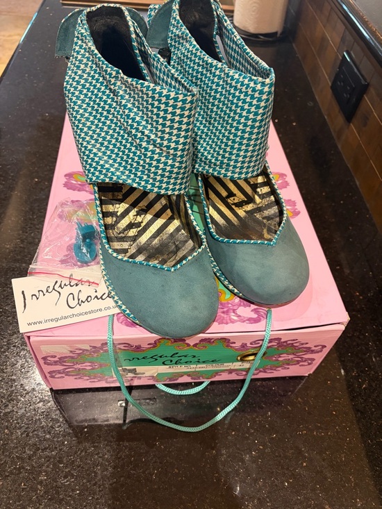 Irregular Choice Shoes - Irregular Choice Vintage Teal Houndstooth Fold-Over Ankle Boots